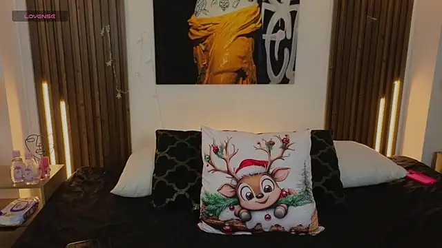 Kitty Bombon online show from December 3, 8:19 pm