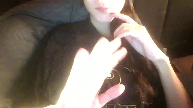 SuperValentina online show from February 9, 10:30 pm