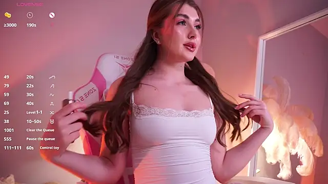 LureOfEva online show from March 28, 8:43 pm