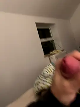 Snapshot of jakeBigCock1905 chatting on October 31, 9:22 pm jakeBigCock1905 online show from October 31, 9:22 pm