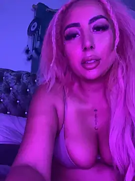 zara bellexx online show from October 30, 5:10 pm