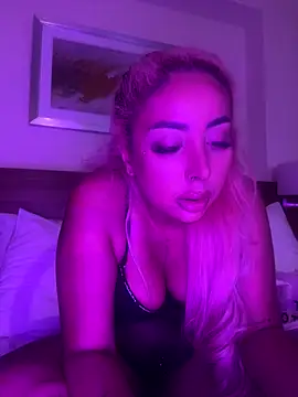 zara bellexx online show from November 14, 9:51 pm