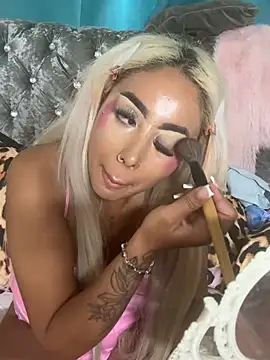 zara bellexx online show from April 9, 10:54 am