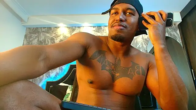 Snapshot of DenzelRios chatting on February 19, 9:34 pm DenzelRios online show from February 19, 9:34 pm