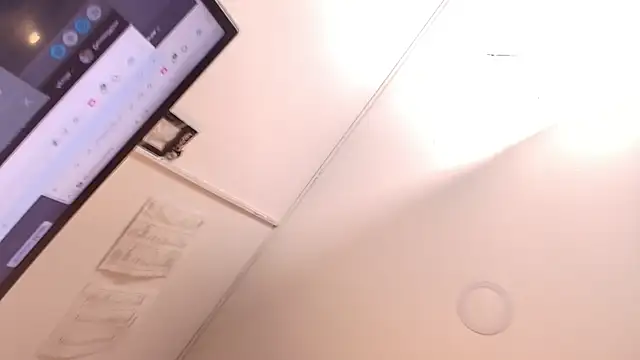 Snapshot of DenzelRios chatting on February 26, 9:04 pm DenzelRios online show from February 26, 9:04 pm