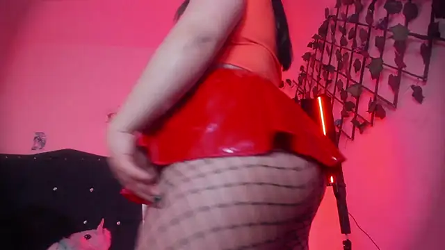 Lilith salvatoree online show from October 31, 6:26 pm