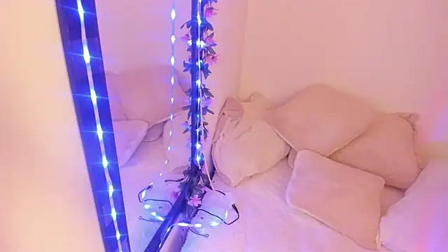 Lilith salvatoree online show from December 23, 2:33 am