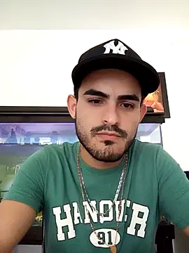 Snapshot of Master_King_Crazzy777 chatting on October 16, 8:39 pm Master King Crazzy777 online show from October 16, 8:39 pm