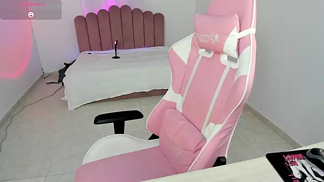 Meghan russo07 online show from November 5, 8:45 pm