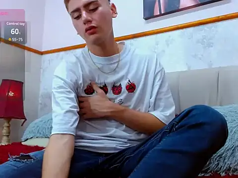 Alex Millerss online show from October 28, 10:52 pm