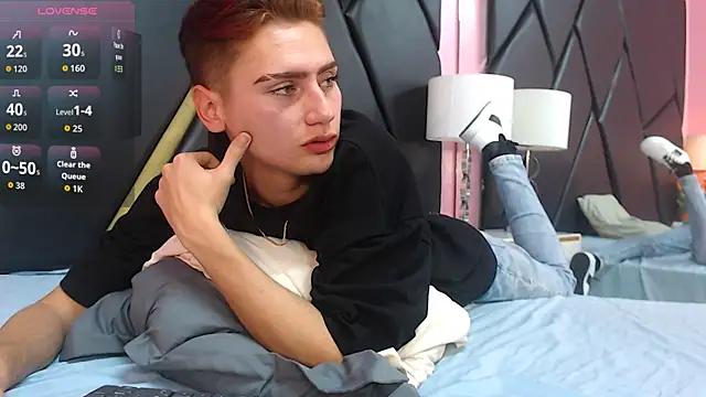 Alex Millerss online show from October 17, 8:43 pm