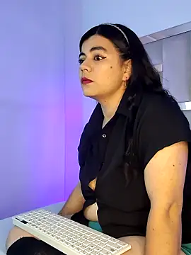 DayanaNaughty online show from December 3, 4:35 am