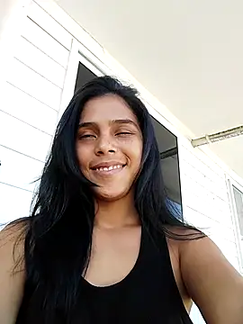Snapshot of Emily_playboy1 chatting on October 19, 6:32 pm Emily playboy1 online show from October 19, 6:32 pm