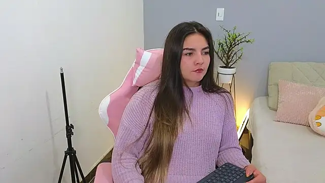 Snapshot of Ambeer_star chatting on October 30, 12:20 am Ambeer star online show from October 30, 12:20 am