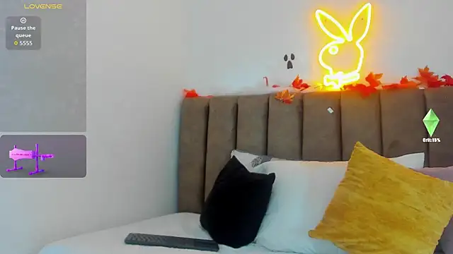 Amara18   online show from November 1, 2:07 am