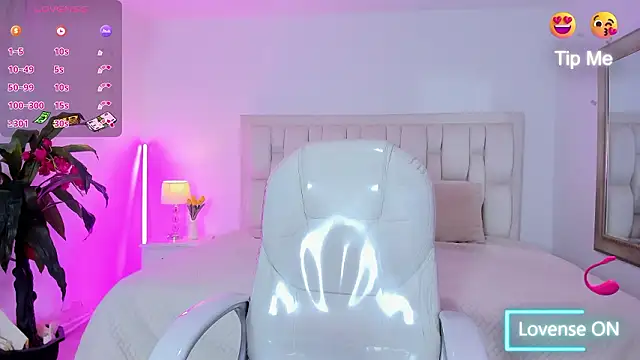 Amara18   online show from February 13, 8:09 pm