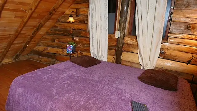 Snapshot of Nordikandclem_ chatting on February 19, 1:13 am Nordikandclem online show from February 19, 1:13 am