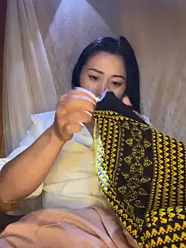 miemie-xx online show from November 18, 2:49 am