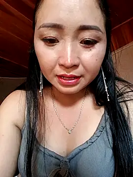 Snapshot of miemie-xx chatting on October 19, 8:50 am miemie-xx online show from October 19, 8:50 am