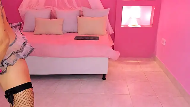 Elena Kink online show from February 6, 6:15 pm