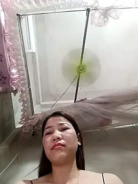 ladzy sexy online show from April 8, 10:44 pm