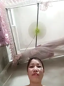 ladzy sexy online show from April 13, 7:40 pm