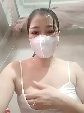 Snapshot of ladzy_sexy chatting on November 7, 5:45 am ladzy sexy online show from November 7, 5:45 am