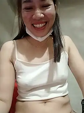 Snapshot of ladzy_sexy chatting on November 21, 6:40 pm ladzy sexy online show from November 21, 6:40 pm