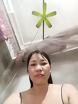 ladzy sexy online show from March 25, 7:35 pm