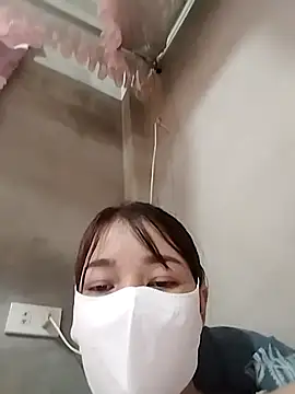 Snapshot of ladzy_sexy chatting on December 1, 5:30 am ladzy sexy online show from December 1, 5:30 am