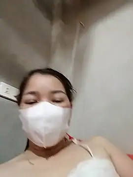 Snapshot of ladzy_sexy chatting on October 26, 3:12 pm ladzy sexy online show from October 26, 3:12 pm