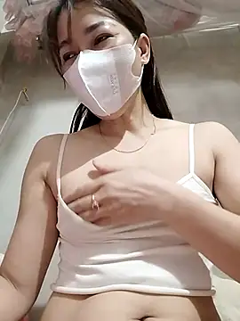 Snapshot of ladzy_sexy chatting on November 6, 3:38 pm ladzy sexy online show from November 6, 3:38 pm