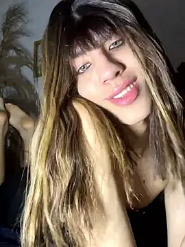 SiaraRealist online show from January 9, 3:13 am