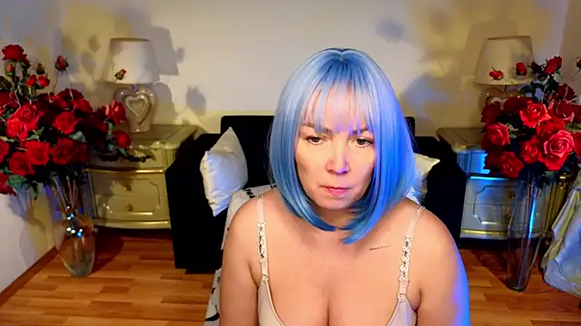 Viola Rayden online show from December 3, 11:31 am