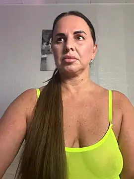 MIRAA LUV online show from October 22, 8:08 pm