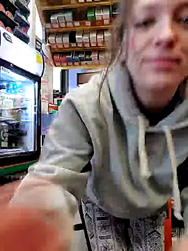 Cassaroll333 online show from February 1, 4:49 pm