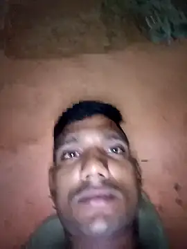 Snapshot of BiggerDickGuy chatting on October 22, 3:22 pm BiggerDickGuy online show from October 22, 3:22 pm