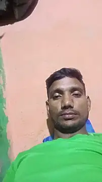 Snapshot of BiggerDickGuy chatting on November 13, 4:22 pm BiggerDickGuy online show from November 13, 4:22 pm