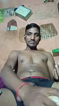 Snapshot of BiggerDickGuy chatting on November 28, 6:08 pm BiggerDickGuy online show from November 28, 6:08 pm