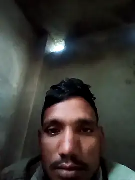 Snapshot of BiggerDickGuy chatting on October 13, 12:45 am BiggerDickGuy online show from October 13, 12:45 am