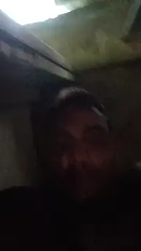 Snapshot of BiggerDickGuy chatting on November 1, 1:01 am BiggerDickGuy online show from November 1, 1:01 am