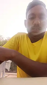 Snapshot of BiggerDickGuy chatting on November 20, 3:40 am BiggerDickGuy online show from November 20, 3:40 am