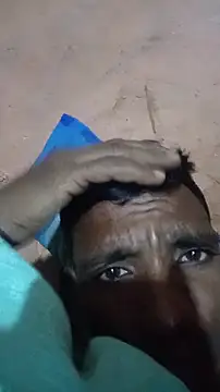 Snapshot of BiggerDickGuy chatting on November 10, 9:53 pm BiggerDickGuy online show from November 10, 9:53 pm