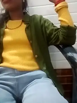 Snapshot of Mahi677 chatting on November 26, 7:19 am Mahi677 online show from November 26, 7:19 am