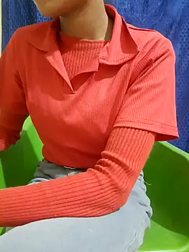 Snapshot of Mahi677 chatting on November 27, 4:02 am Mahi677 online show from November 27, 4:02 am