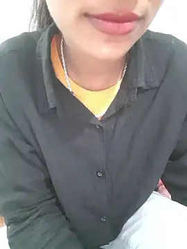 Snapshot of Mahi677 chatting on January 13, 4:27 am Mahi677 online show from January 13, 4:27 am