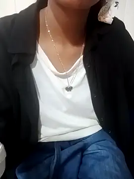 Snapshot of Mahi677 chatting on November 16, 3:55 am Mahi677 online show from November 16, 3:55 am