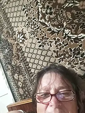 Snapshot of MilaCold5443 chatting on June 11, 8:50 pm MilaCold5443 online show from June 11, 8:50 pm