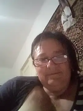 Snapshot of MilaCold5443 chatting on May 20, 7:22 pm MilaCold5443 online show from May 20, 7:22 pm