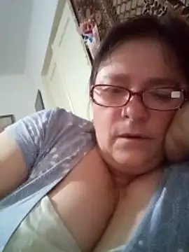 Snapshot of MilaCold5443 chatting on December 4, 6:23 am MilaCold5443 online show from December 4, 6:23 am